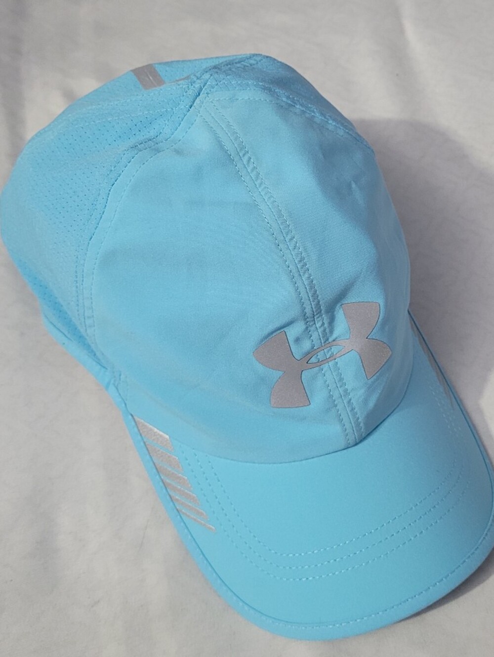 Under Armour Women’s Light Blue Performance Cap